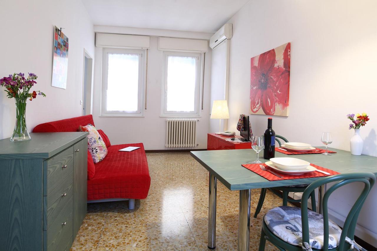 Residence Giusti 6 Милано Екстериор снимка