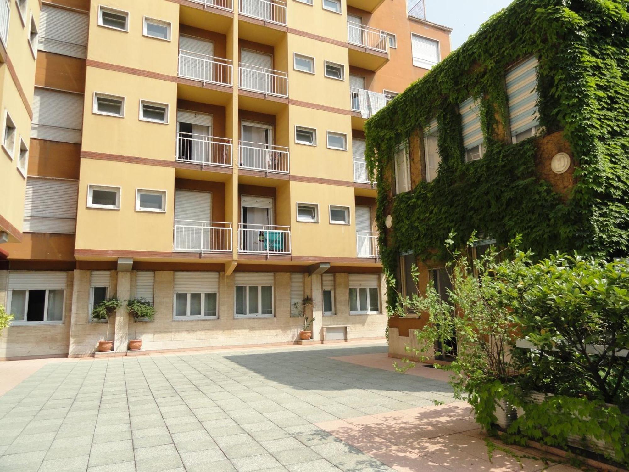 Residence Giusti 6 Милано Екстериор снимка