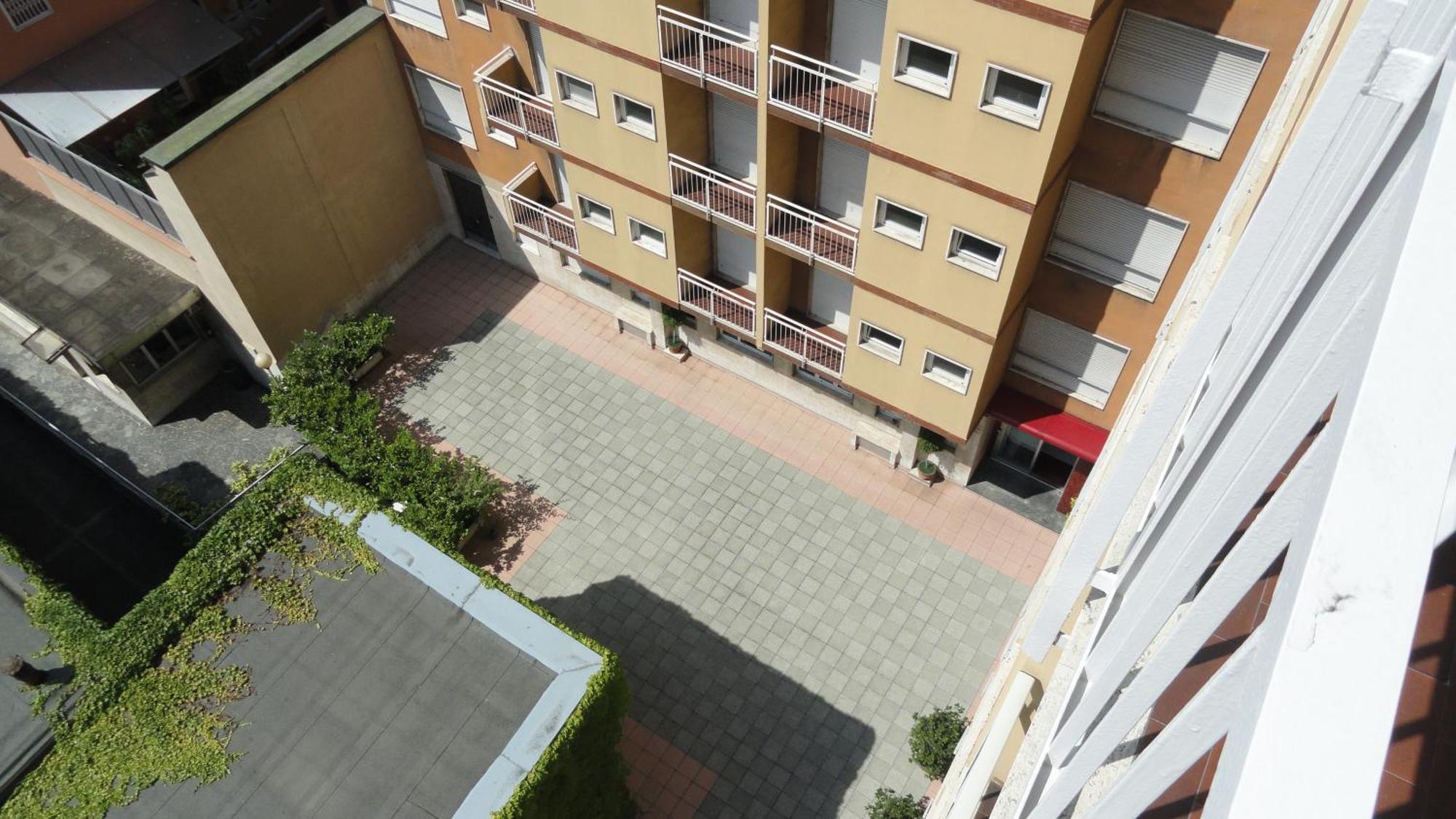 Residence Giusti 6 Милано Екстериор снимка