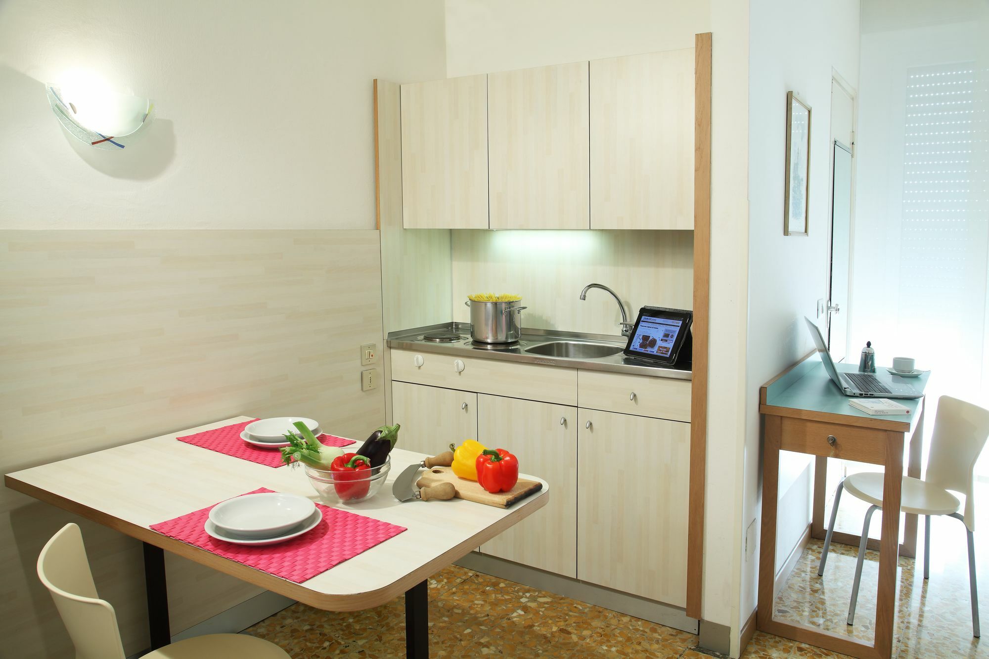 Residence Giusti 6 Милано Екстериор снимка